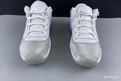 Silver” Trendsetting Jordan 703 “Metallic WMNS 11 Air AH0715-100 1011